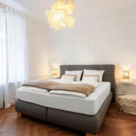 Marianna's Old Town *