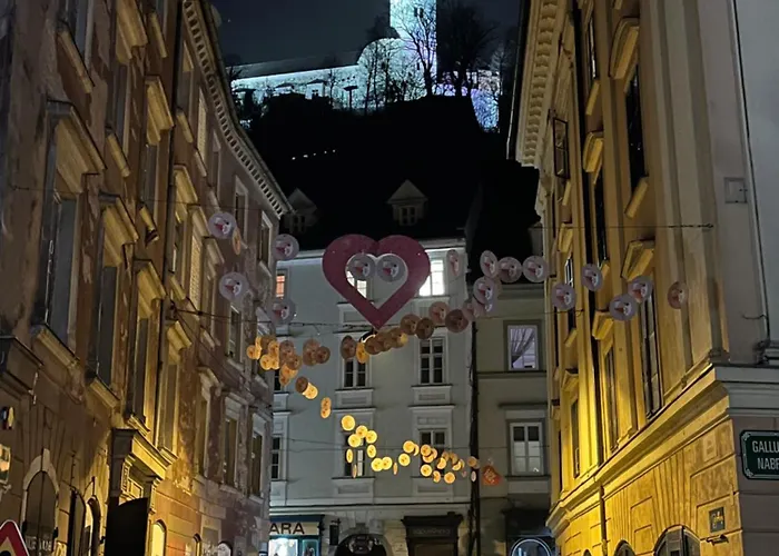 Marianna's Old Town Апартаменты *